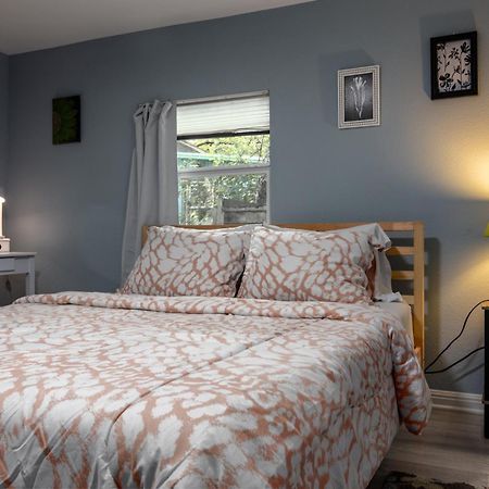 Award Winning Cultural Heritage Home Near Downtown - Walk To 6Th Street Остин Екстериор снимка