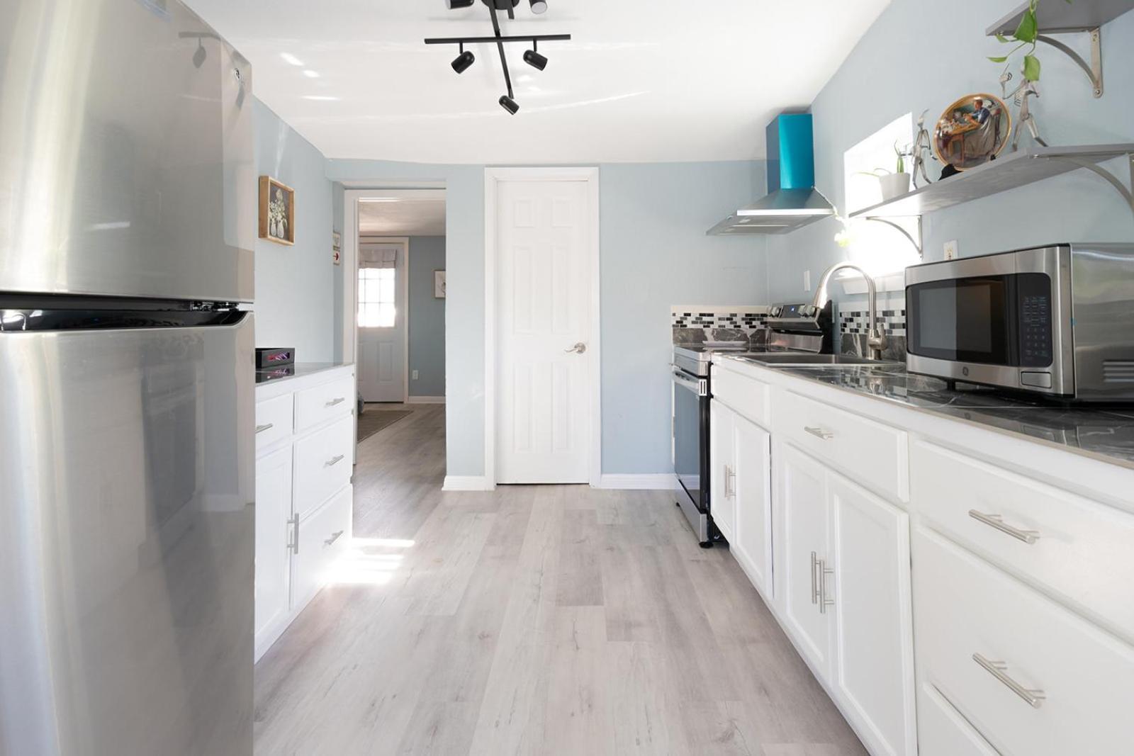 Award Winning Cultural Heritage Home Near Downtown - Walk To 6Th Street Остин Екстериор снимка
