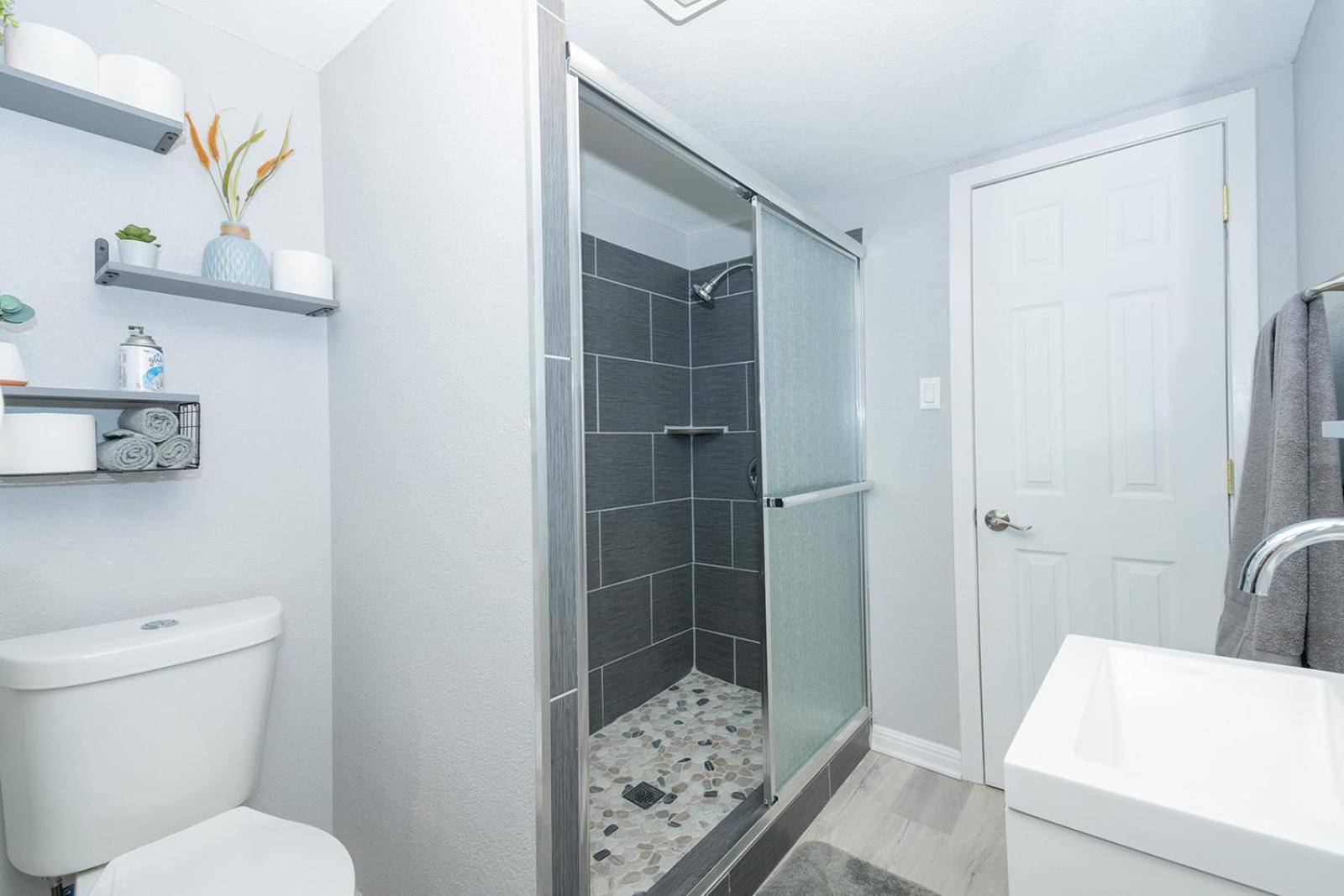 Award Winning Cultural Heritage Home Near Downtown - Walk To 6Th Street Остин Екстериор снимка